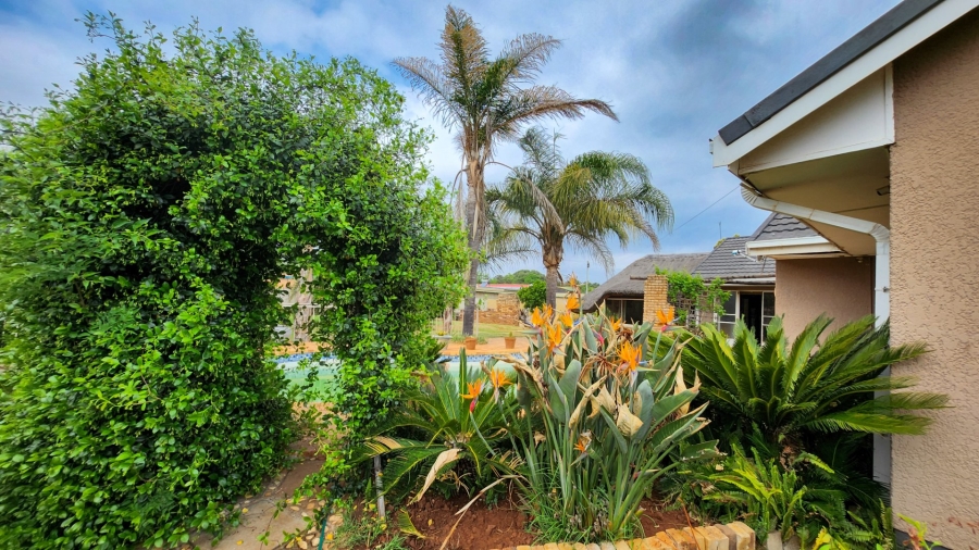 4 Bedroom Property for Sale in Stilfontein Ext 4 North West